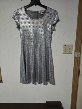 ​NWT MICHAEL Michael Kors Metallic Silver Geometric Pattern Dress Medium